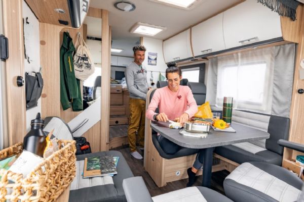 Zájem o obytné vozy na prodej letos roste