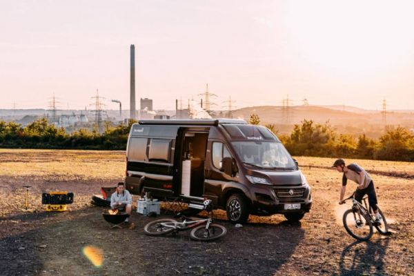 Vyskočte ze stereotypu! Pořiďte si vlastní obytný vůz a objevujte společně svět