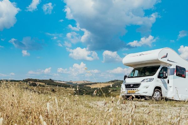 Sezóna volá - pořiďte si obytný vůz a vyražte na cestu